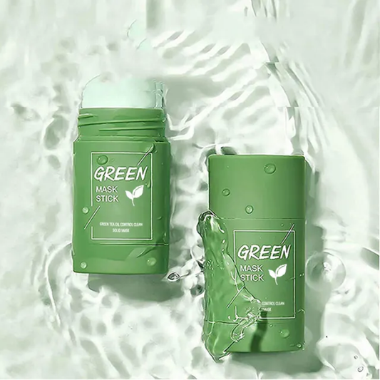 Masque Nettoyant au Thé Vert – Dites adieu aux points noirs !