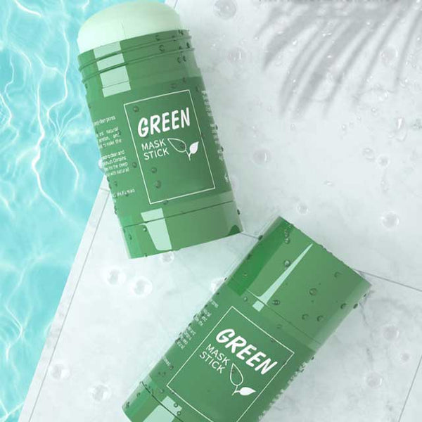 Masque Nettoyant au Thé Vert – Dites adieu aux points noirs !