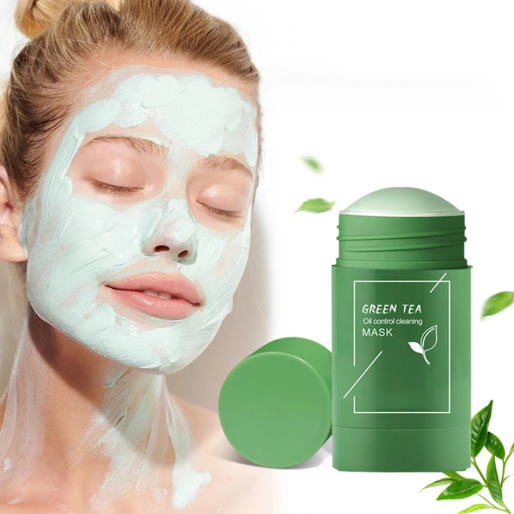 Masque Nettoyant au Thé Vert – Dites adieu aux points noirs !
